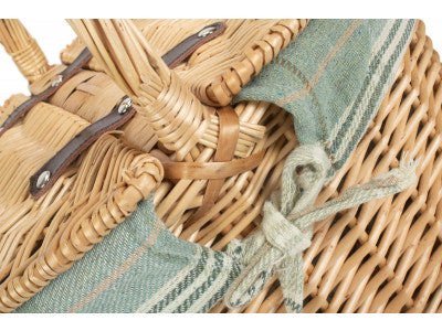 Basket, BUFF OVAL PICNIC BASKET with CREAM TARTAN LINING