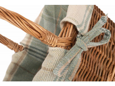 Basket, CHILD'S COUNTRY OVAL SHOPPER with CREAM TARTAN LINING