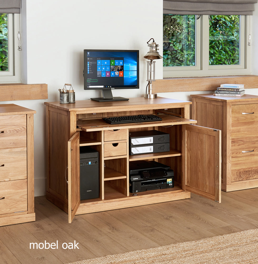 Oak Hidden Home Office : Oak Hidden Home Office computer desk. This stylish desk is designed to hide away all your computer equipment. Part of the Oak home office furniture range.