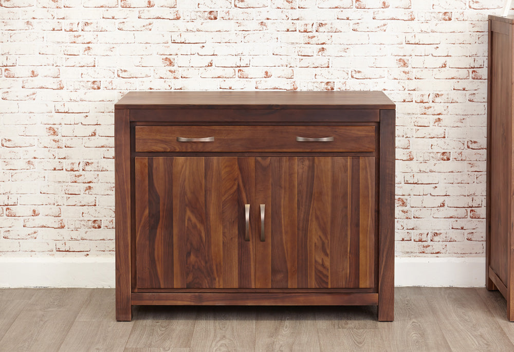 Walnut Hidden Home Office : Walnut Hidden Home Office computer desk. This stylish desk is designed to hide away all your computer equipment. Part of the Walnut home office furniture range.