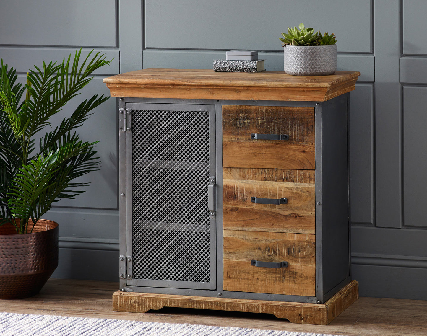 3 Drawer Sideboard