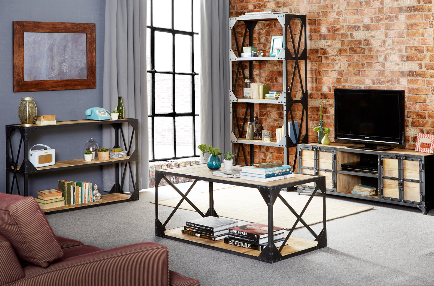 COFFEE TABLE