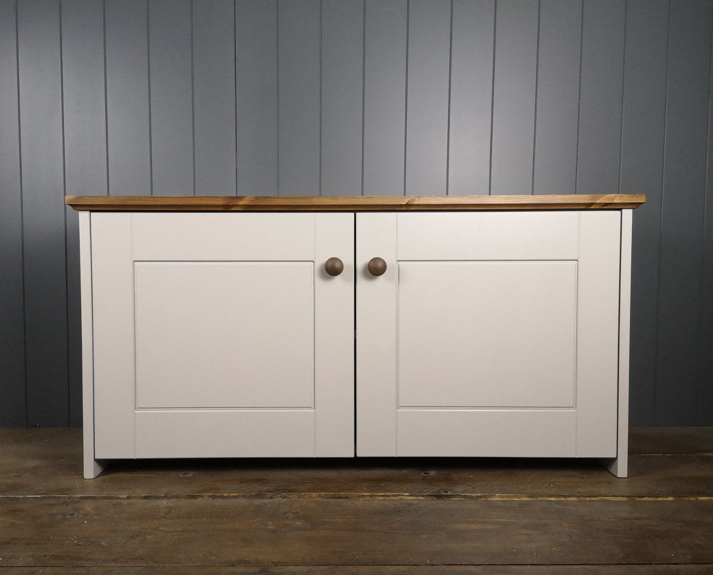 Storage Cupboard with 2 Shelves - Country