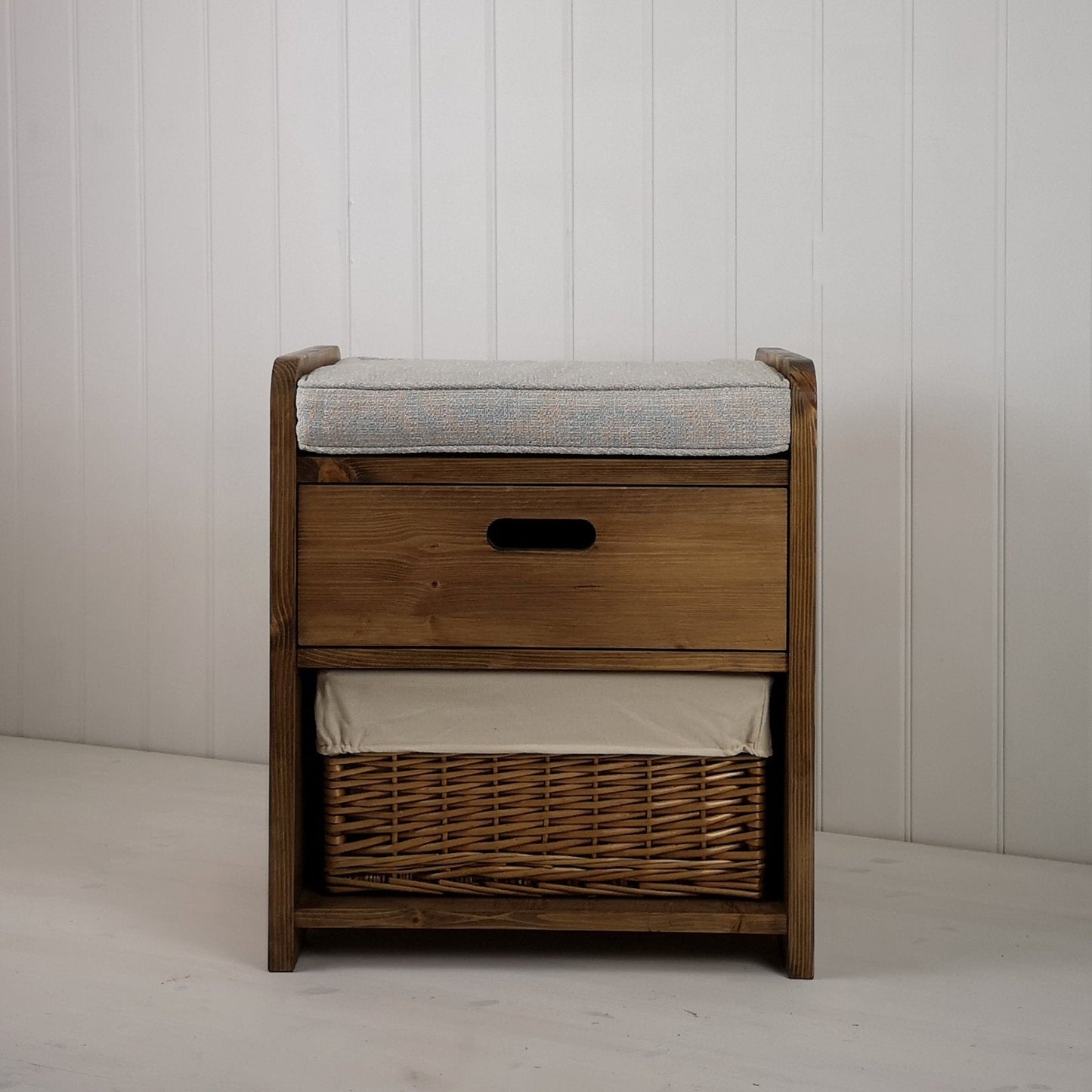 Single Farmhouse Storage Settle
