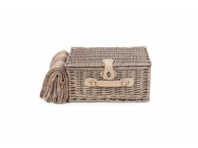 Basket, 2 PERSON LAVENDER TARTAN HAMPER