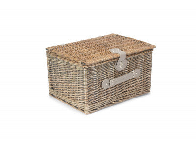 Basket, 4 PERSON GREY CHECKED CHILLER HAMPER