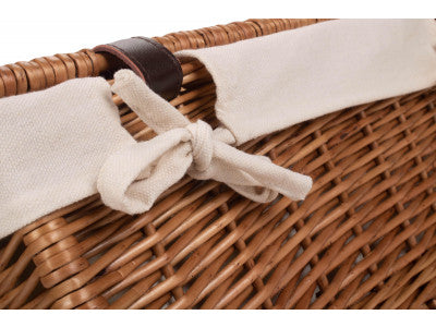 "Basket, 18" DOUBLE STEAMED HAMPER with WHITE LINING"
