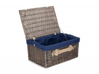 "Basket, 20" ANTIQUE WASH HAMPER with NAVY BLUE LINING"