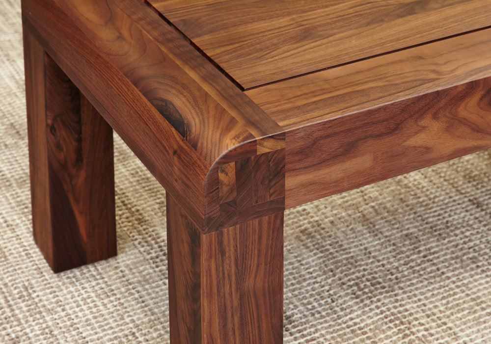 Walnut Nest of 3 Coffee Tables : Walnut nest of three tables. Stylish solutions for contemporary living. Part of the Walnut living room furniture range.