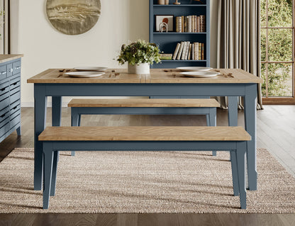 Extending Dining Table : 