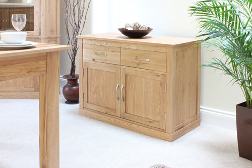 Oak Small Sideboard :  small oak sideboard. two doors and two drawers Quality storage solutions for contemporary living. Part of the  Oak dining room furniture range.