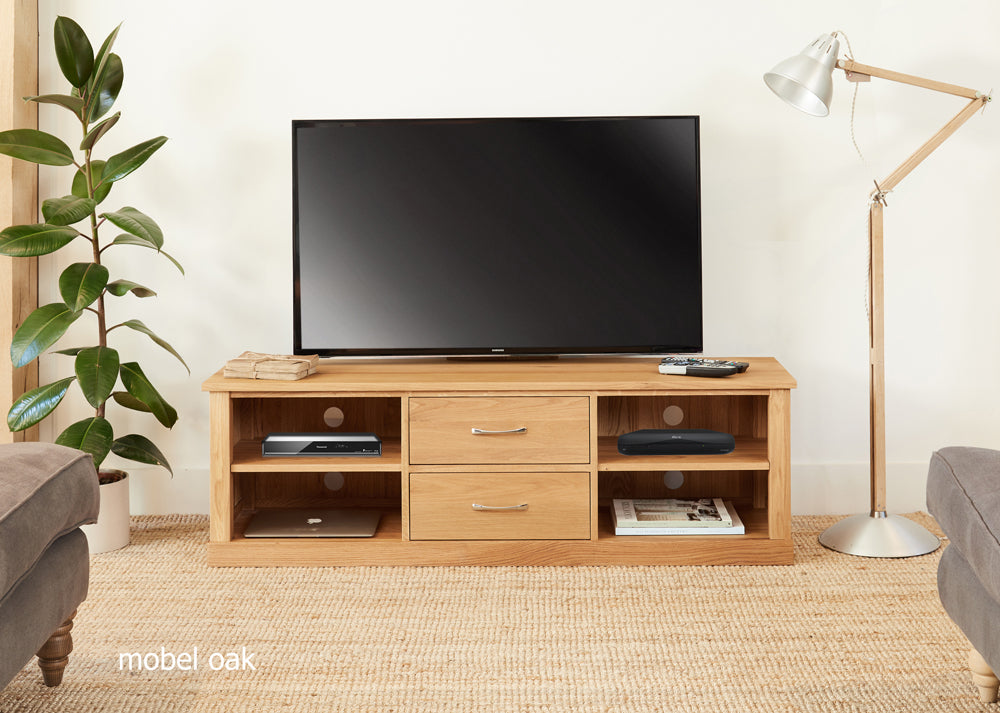 Oak Mounted Widescreen Television Cabinet :  Oak widescreen television (TV) and DVD cabinet with fully adjustable television mounting bracket. Stylish solutions for contemporary living. Part of the  Oak living room furniture range.
