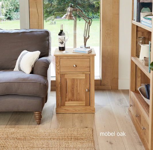 Oak One Door one Drawer Lamp Table :  Oak one door, one drawer lamp table. Stylish solutions for contemporary living. Part of the  Oak living room furniture range.