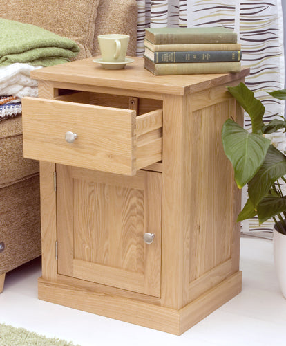 Oak One Door one Drawer Lamp Table :  Oak one door, one drawer lamp table. Stylish solutions for contemporary living. Part of the  Oak living room furniture range.