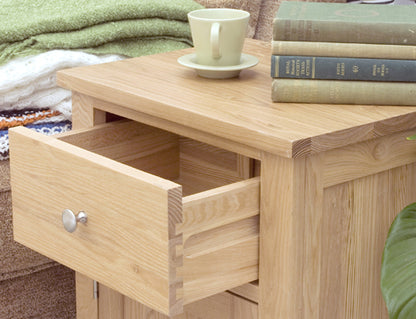 Oak One Door one Drawer Lamp Table :  Oak one door, one drawer lamp table. Stylish solutions for contemporary living. Part of the  Oak living room furniture range.