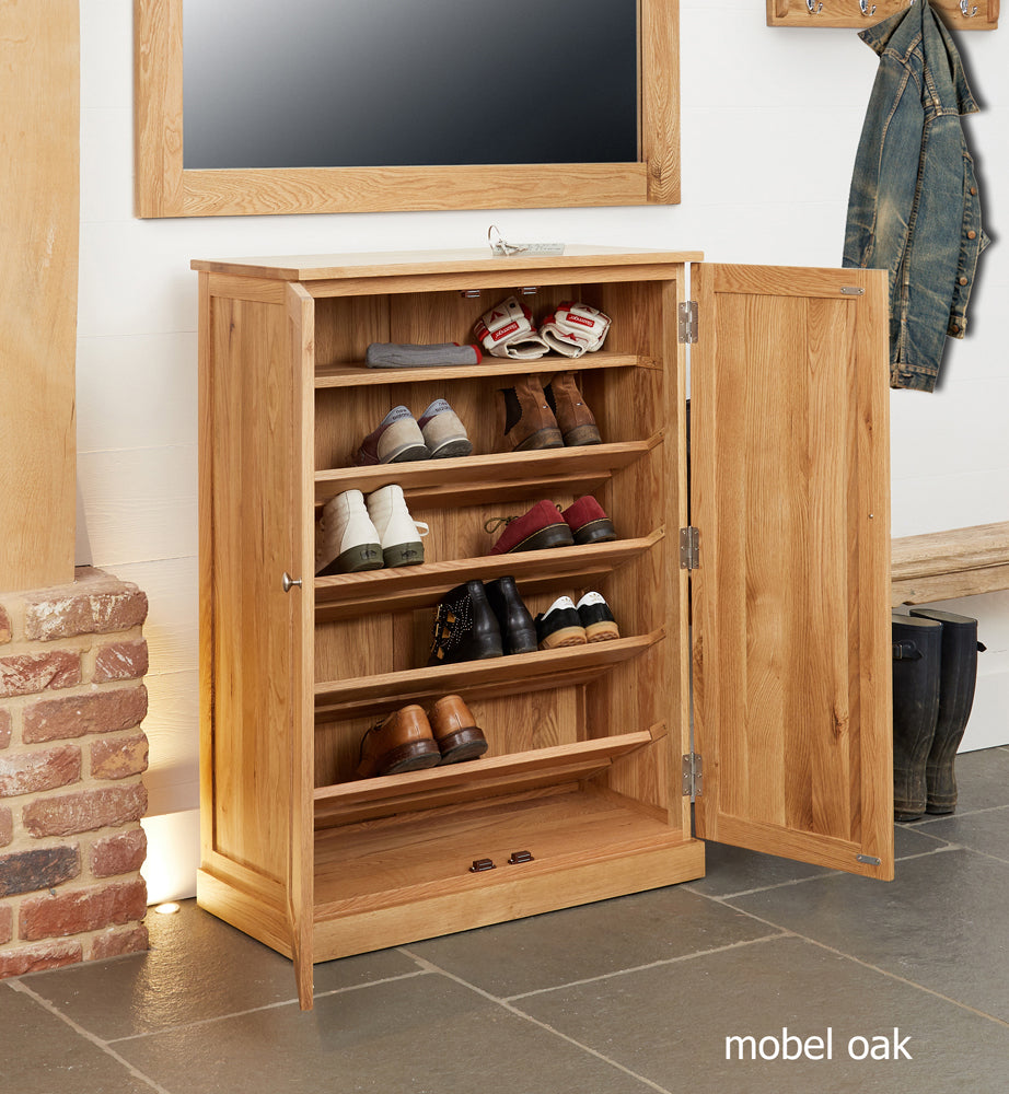 Oak Large Shoe Cupboard :  Oak shoe cupboard. Stylish storage solutions for contemporary living. Part of the  Oak hall furniture range.