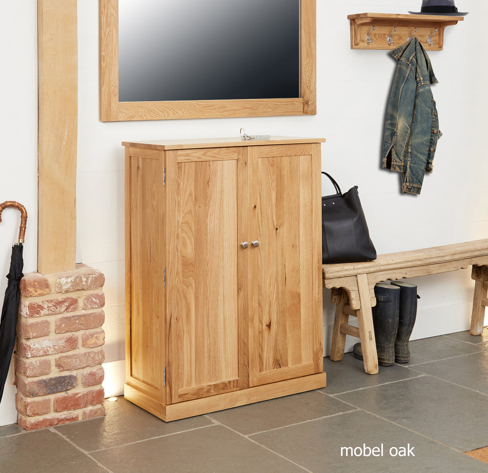 Oak Large Shoe Cupboard :  Oak shoe cupboard. Stylish storage solutions for contemporary living. Part of the  Oak hall furniture range.