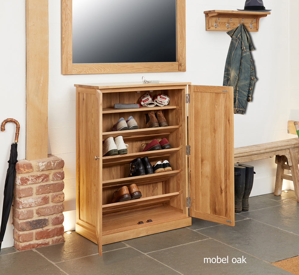 Oak Large Shoe Cupboard :  Oak shoe cupboard. Stylish storage solutions for contemporary living. Part of the  Oak hall furniture range.