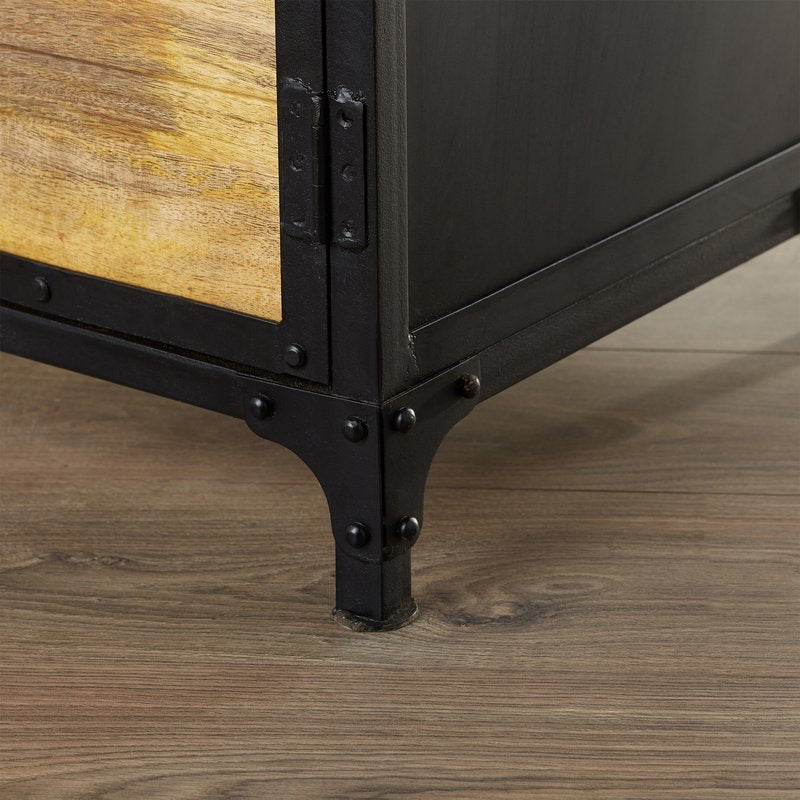 LARGE SIDEBOARD 
