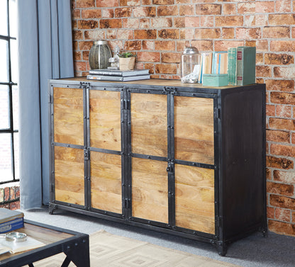 LARGE SIDEBOARD 