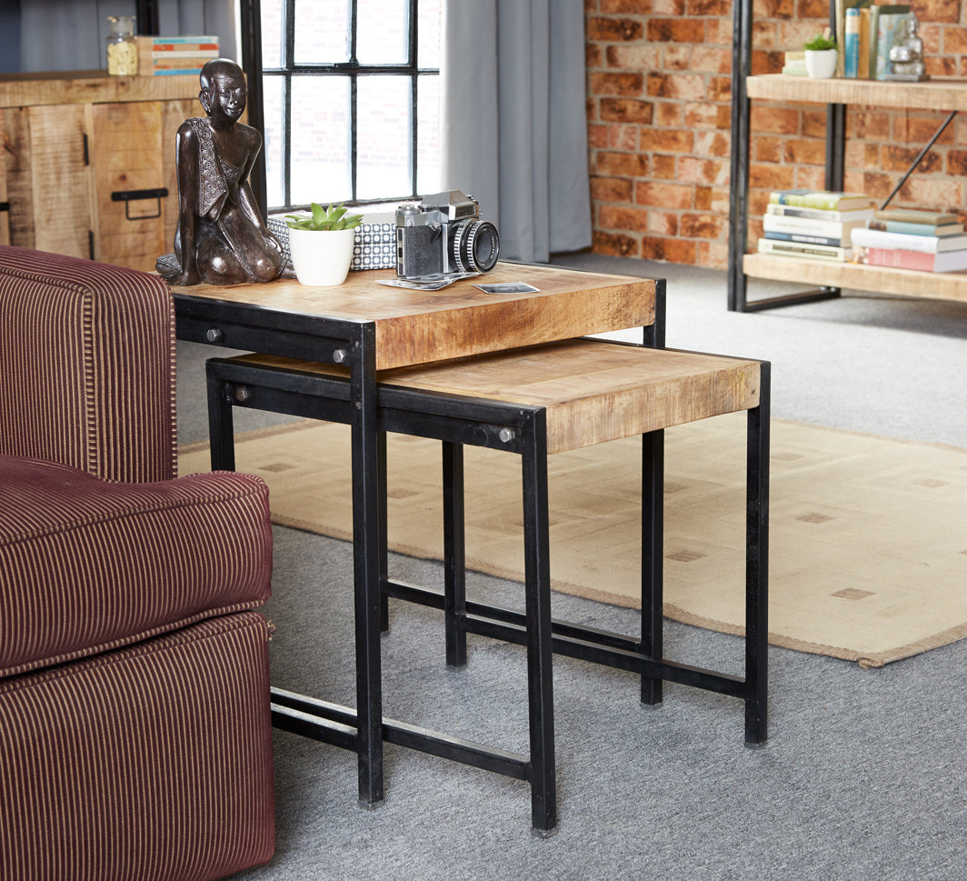 INDUSTRIAL NEST OF 2 TABLES