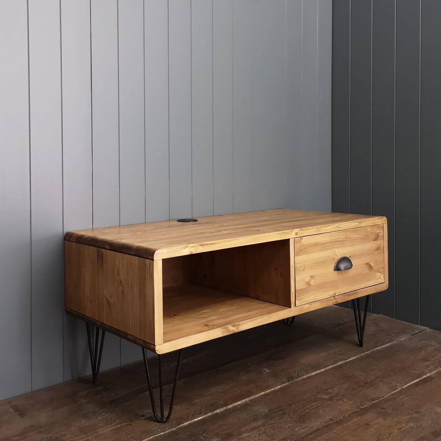 Retro Media Stand