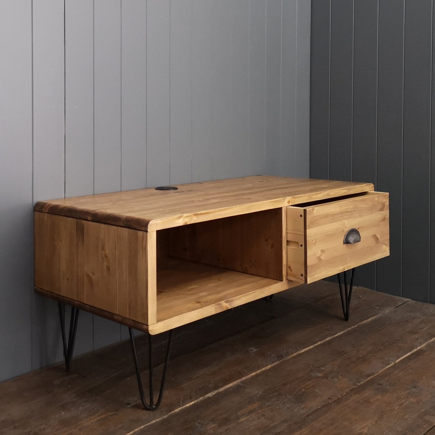 Retro Media Stand
