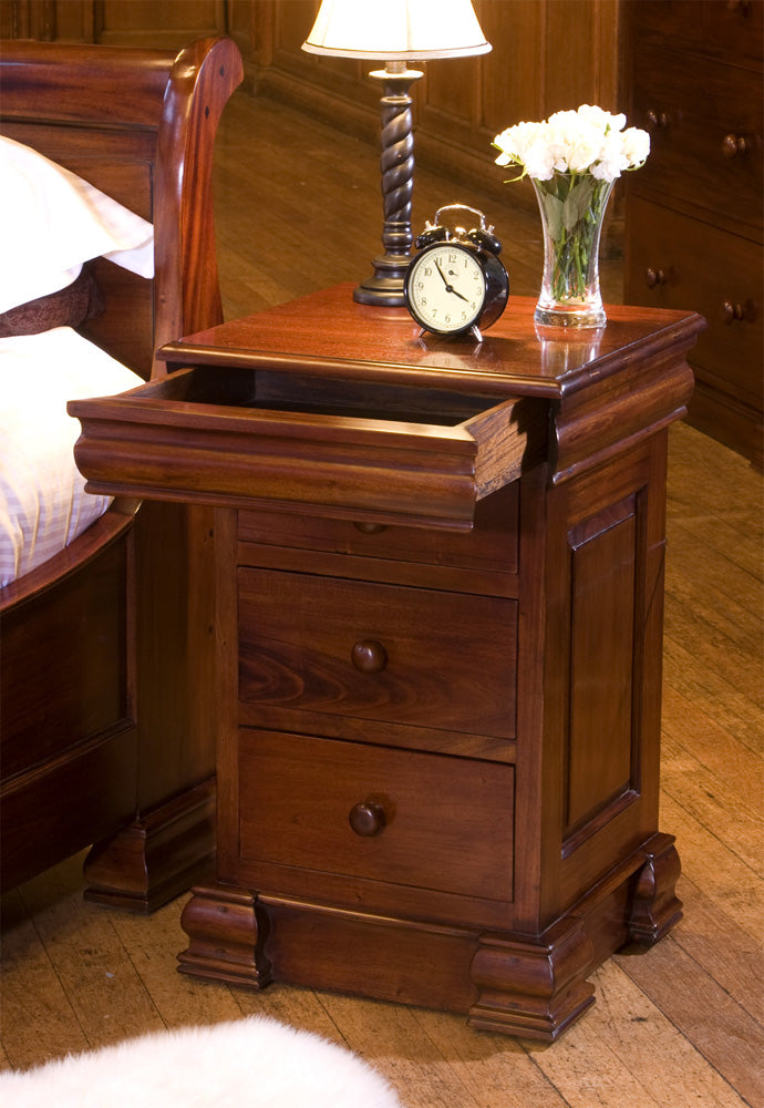 4 Drawer Lit Bateau Lamp Table :  Lamp/Bedside table. Stylish solutions for contemporary or traditional living. Part of the stunning  bedroom furniture collection.