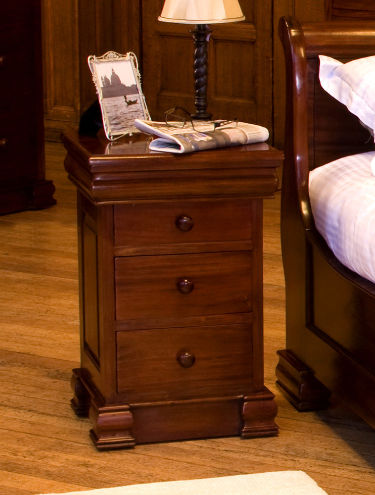 4 Drawer Lit Bateau Lamp Table :  Lamp/Bedside table. Stylish solutions for contemporary or traditional living. Part of the stunning  bedroom furniture collection.