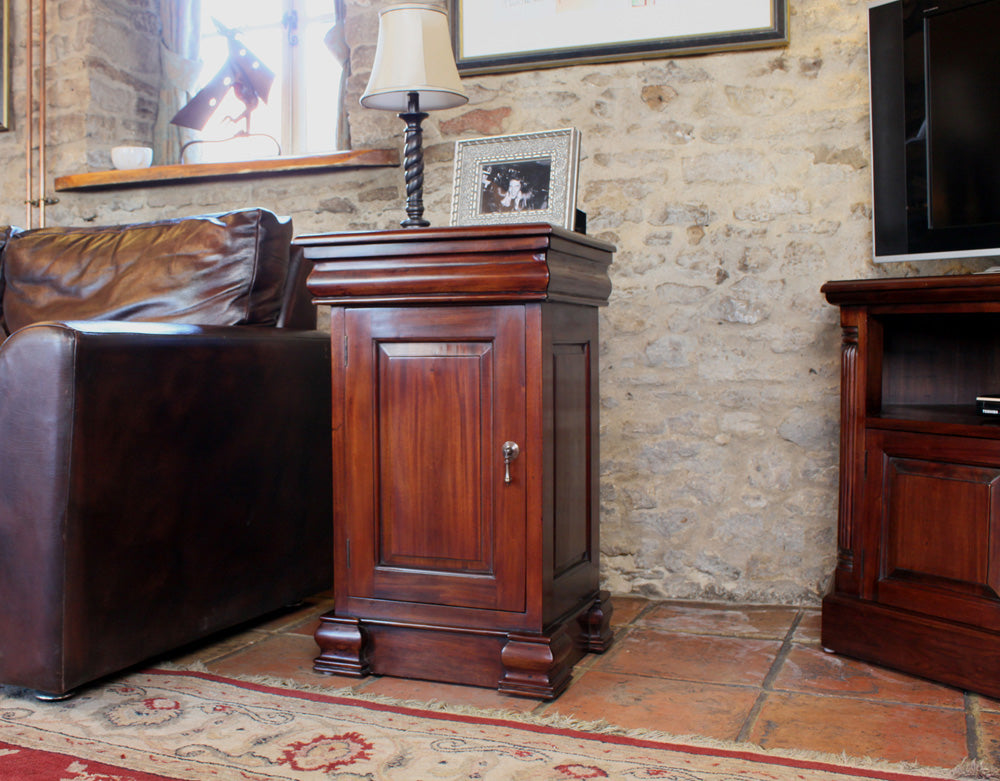Lamp Table / Pot Cupboard :  Lamp/Bedside table. Stylish solutions for contemporary or traditional living. Part of the stunning  bedroom furniture collection.