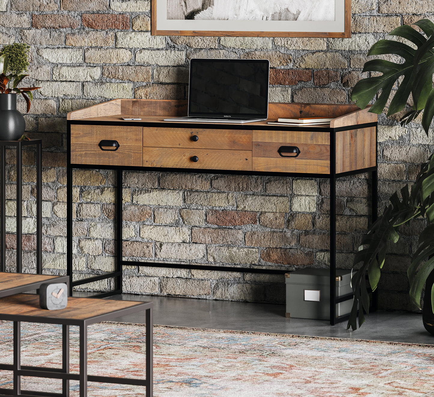 Desk / Dressing Table : 