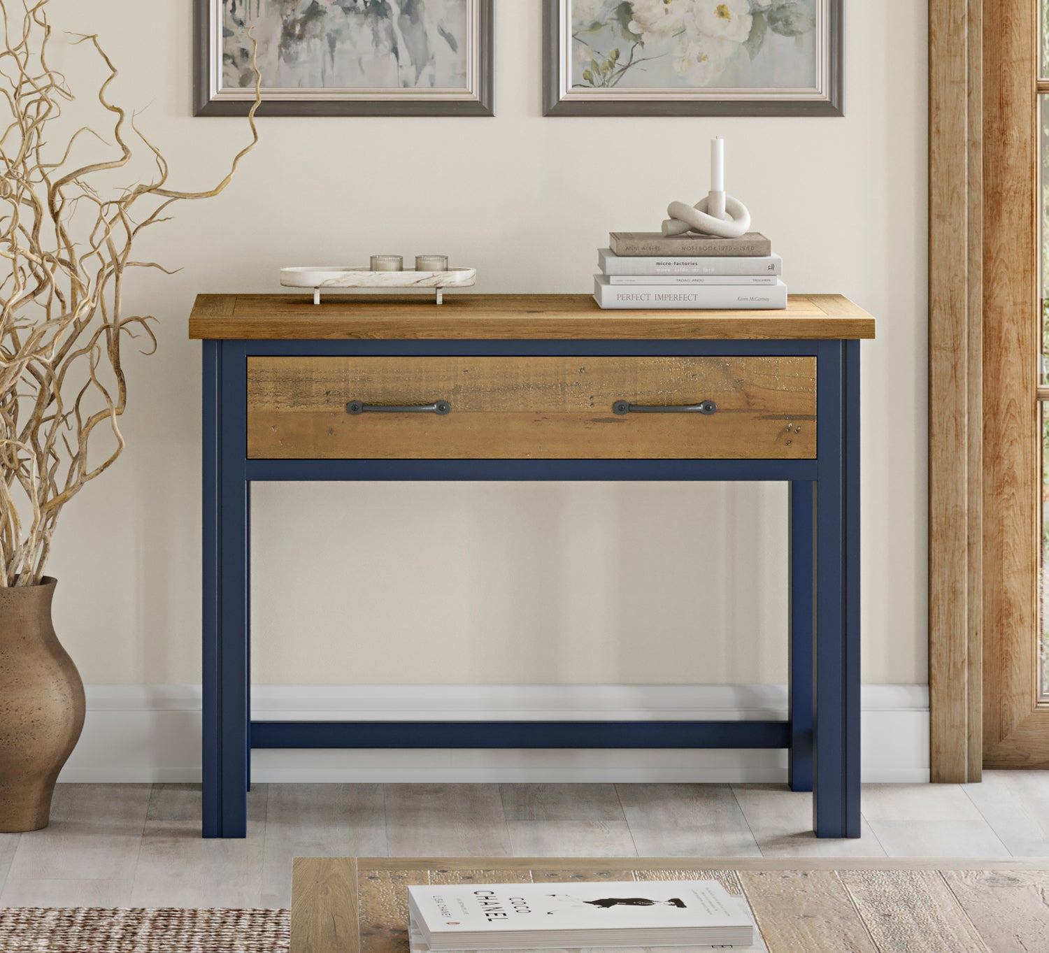 Hidden Spacesaver Desk : 