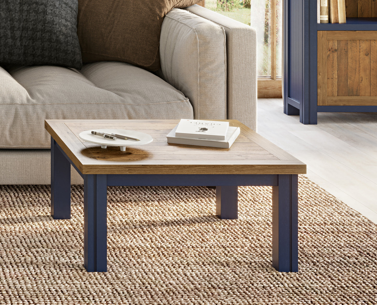 Low Square Coffee Table : 