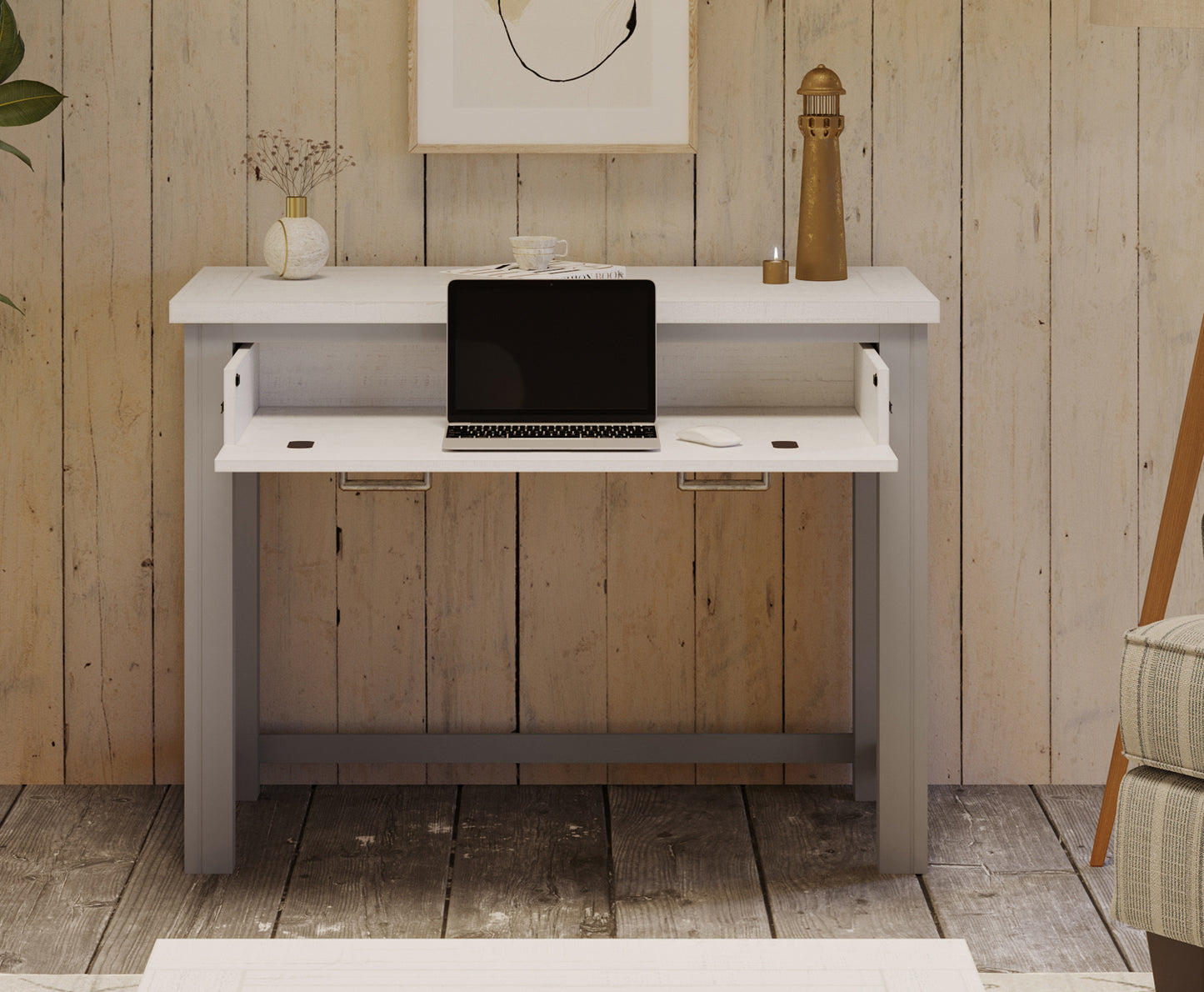 Hidden Spacesaver Desk : 