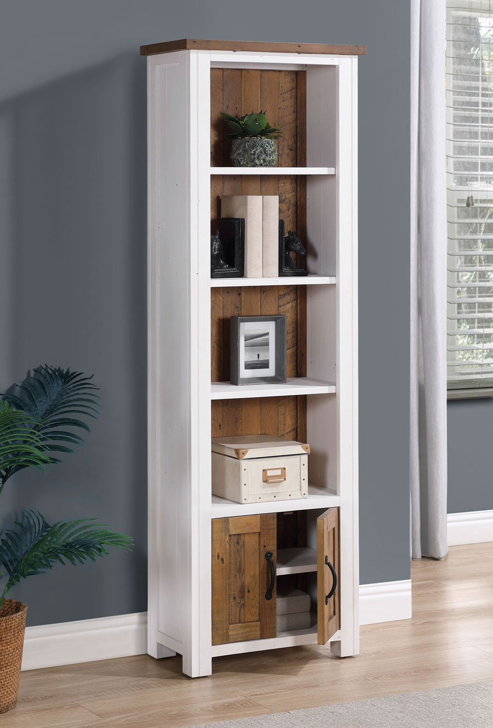 Narrow Bookcase : 