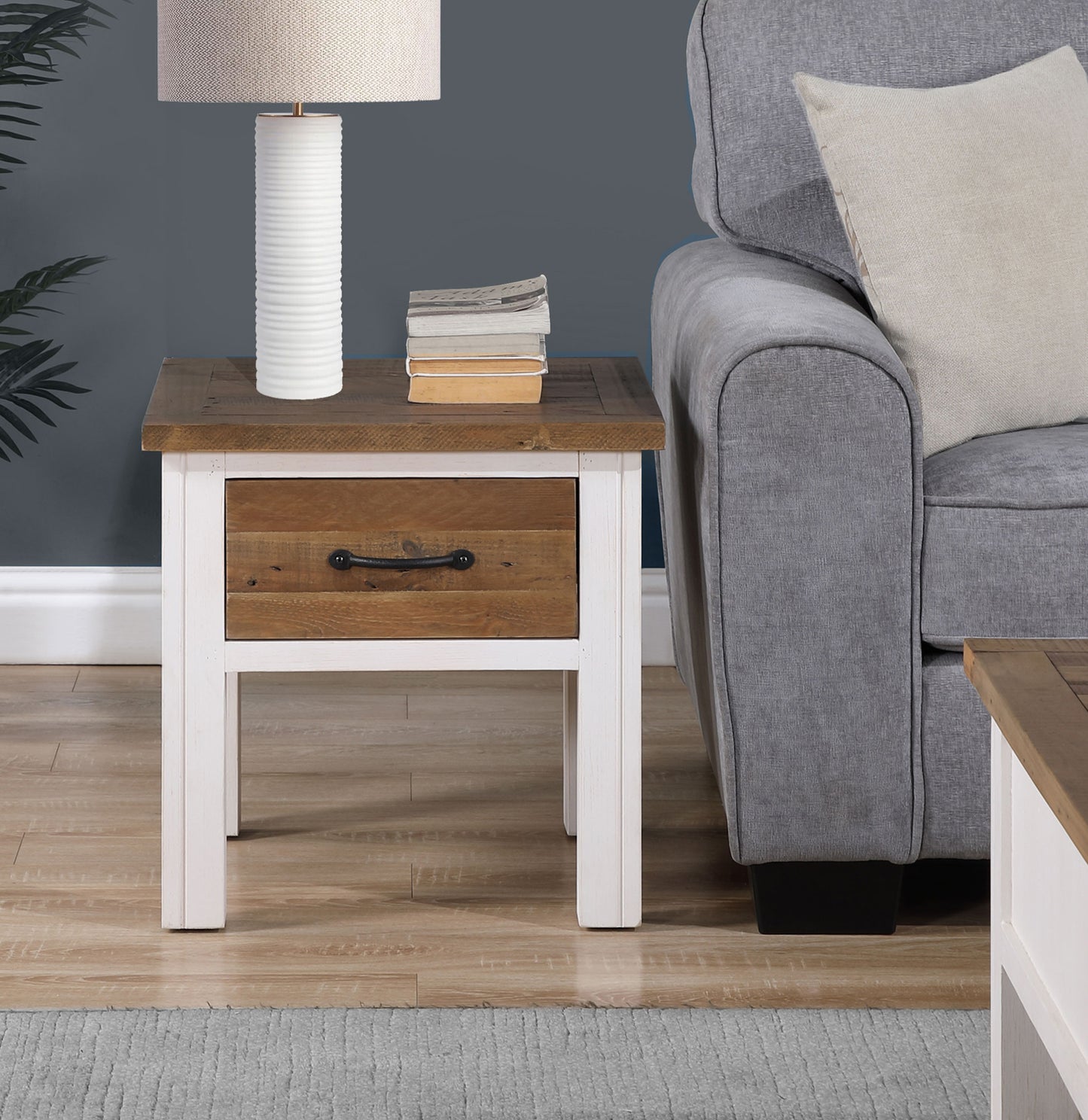 Lamp Table With drawer : 